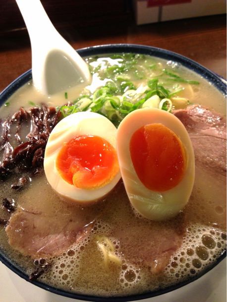 お酒を飲んだ後のラーメンって…:「しばらく」日本橋店　水天宮_f0054556_2143936.jpg