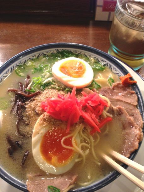 お酒を飲んだ後のラーメンって…:「しばらく」日本橋店　水天宮_f0054556_2144097.jpg