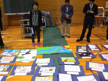 子どもの作品を見て美術の授業を考える(その2)_b0068572_1215161.jpg