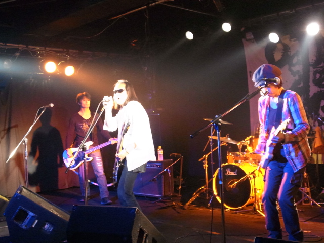 f0197703_102914.jpg