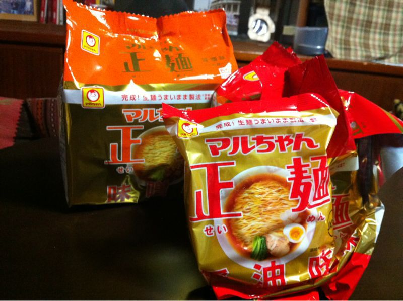 マルちゃん正麺醤油味_c0110051_23305881.jpg