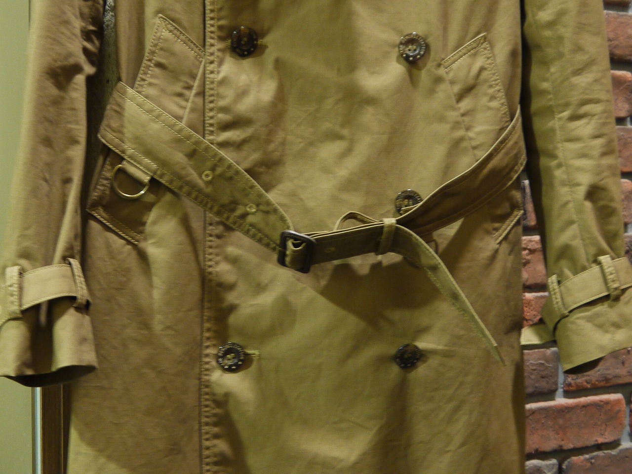 男前なＴＲＥＮＣＨ　ＣＯＡＴ_f0224266_1938471.jpg