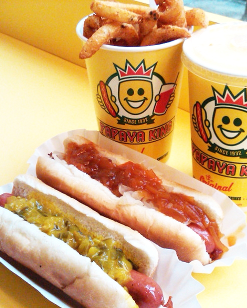 1932年から続くNYの老舗ホットドック屋さん パパヤ・キング(Papaya King)_b0007805_1442348.jpg