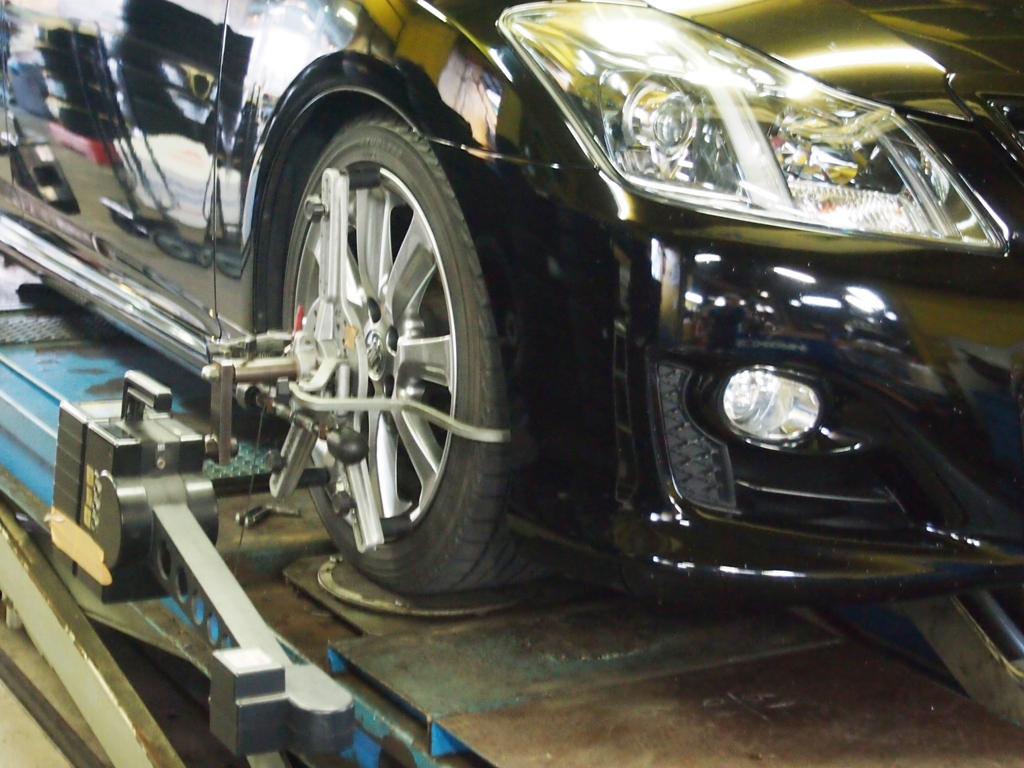 クスコの車高調、装着。_e0188729_16222572.jpg