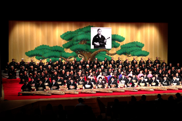 幸地亀千代師 生誕116年顕彰公演「感極無聲」(感極まり声なし）_e0058094_23364735.jpg