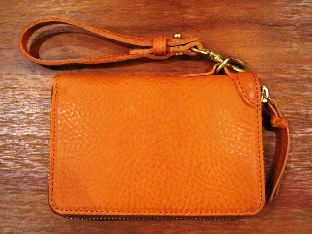 SLOW \"bono (round short wallet)\" ご紹介_f0191324_1051096.jpg