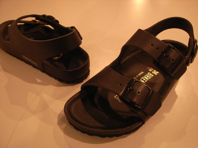 \"BIRKENSTOK MILANO SL\"ってこんなこと。_c0140560_1005527.jpg