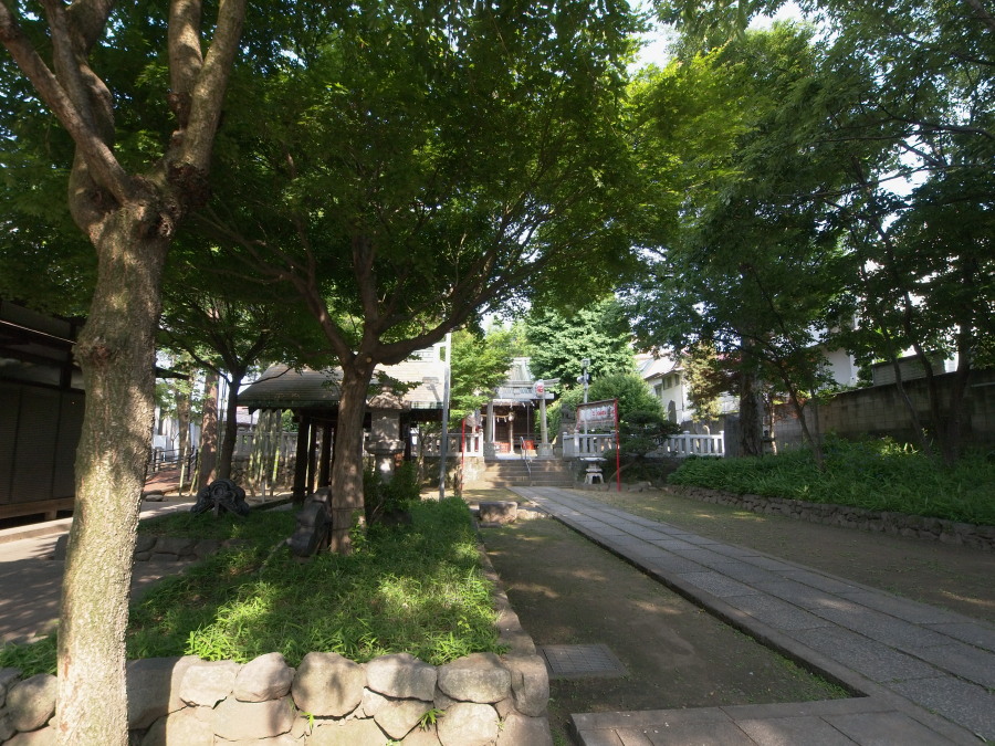 八雲神社 (北区岩淵町)_e0163471_1657459.jpg