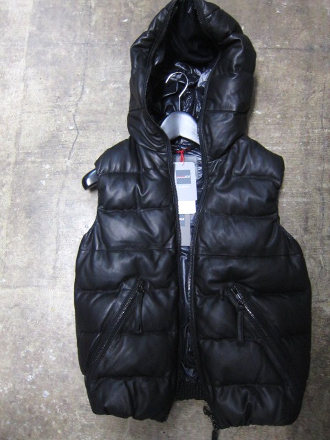 ARISTEO TRE 、MELEAGRO 、・・・ DUVETICA LEATHER Limited_d0152280_18131414.jpg