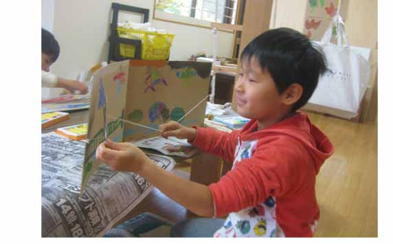 うごく絵本・幼児クラス_f0211514_2015773.jpg