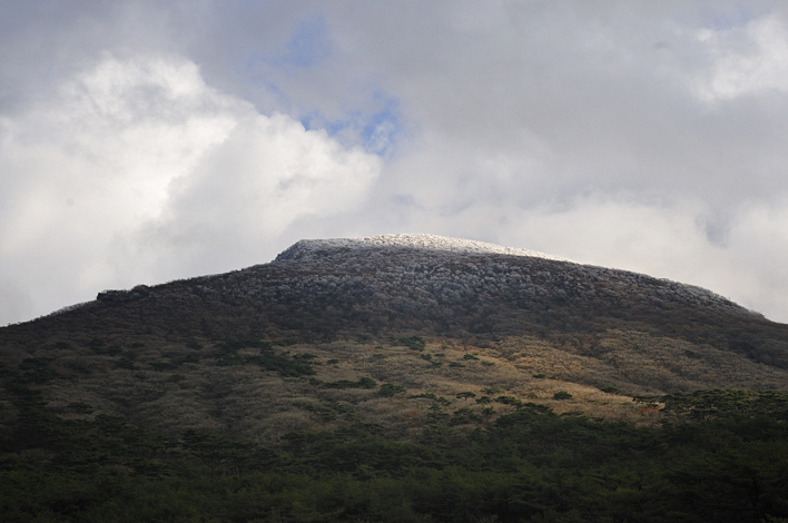 初雪？_c0067892_07391.jpg