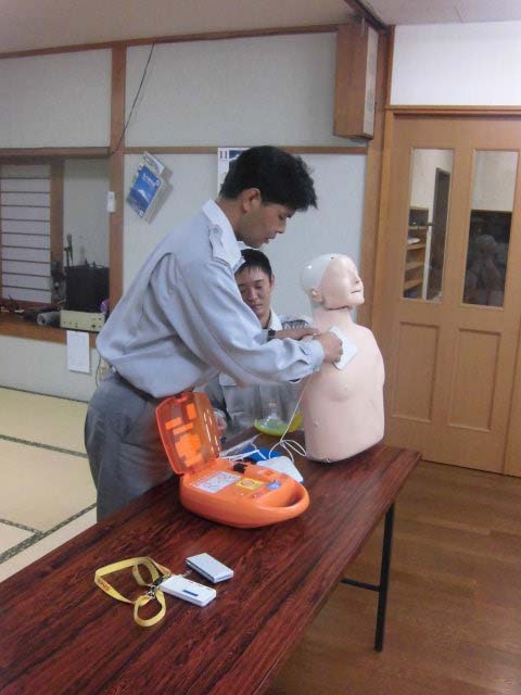 何も覚えていないのにショック 自主防災会の応急手当研修会_f0141310_8294739.jpg