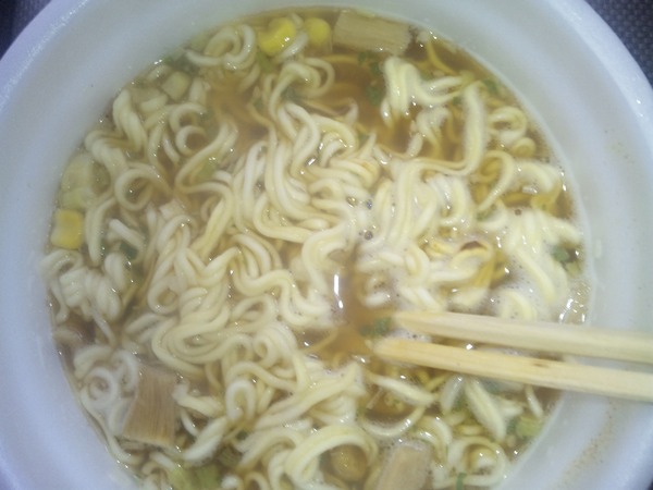 ぽんぽこラーメンのカップラーメン。_a0138219_941542.jpg