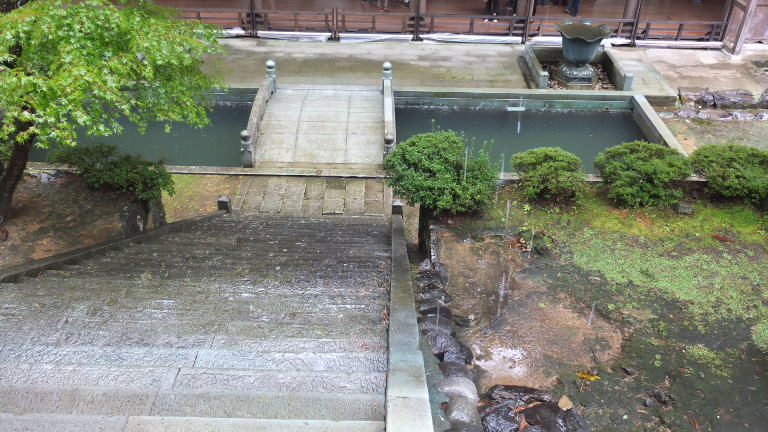 e0256122_14215774.jpg