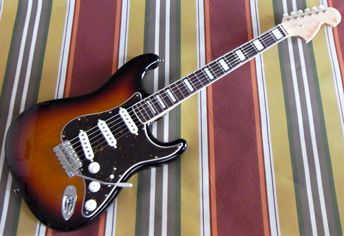 「3 Tone SunburstのStandard-S 2本目」が完成〜デスっ!_e0053731_16505580.jpg