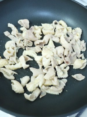 鶏皮で酒の肴を作ってみた_e0227942_215523.jpg