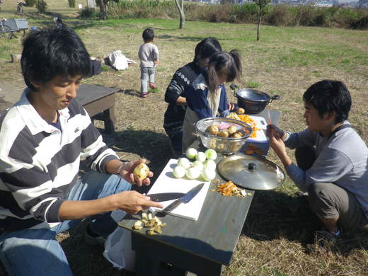 11月17日（土）雨天中止です。24日（土）お父さんの野外料理バトル_c0120851_9532396.jpg