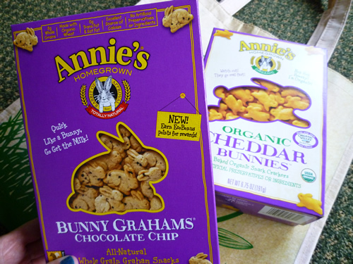Annie\'sのAnnie\'s Homegrown Totally Natural Chocolate Chip Bunny Grahams_c0152767_16593888.jpg