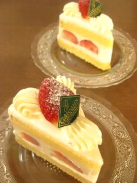 ラ・フランスとイチゴショートケーキ♪_f0231189_15163814.jpg