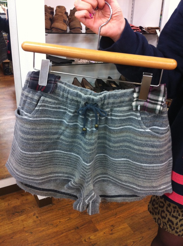 アングリッド ボーダースウェットショートパンツ サムディ新作 Select Shop Samedi Et Dimanche News Blog