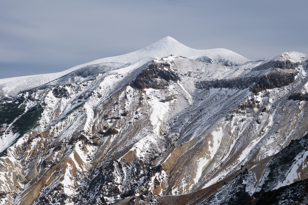 上ホロ・薄く雪化粧　- 2 -_c0073613_0332976.jpg