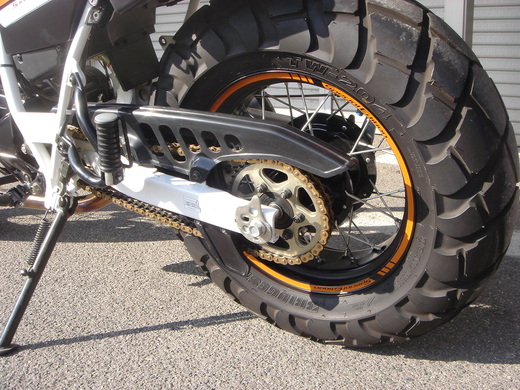 センス抜群！ＴＷ２２５の中古車入荷_b0163075_1041598.jpg