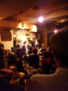 比屋定篤子+笹子重治+TOKU at Praca11_a0103940_16371976.jpg