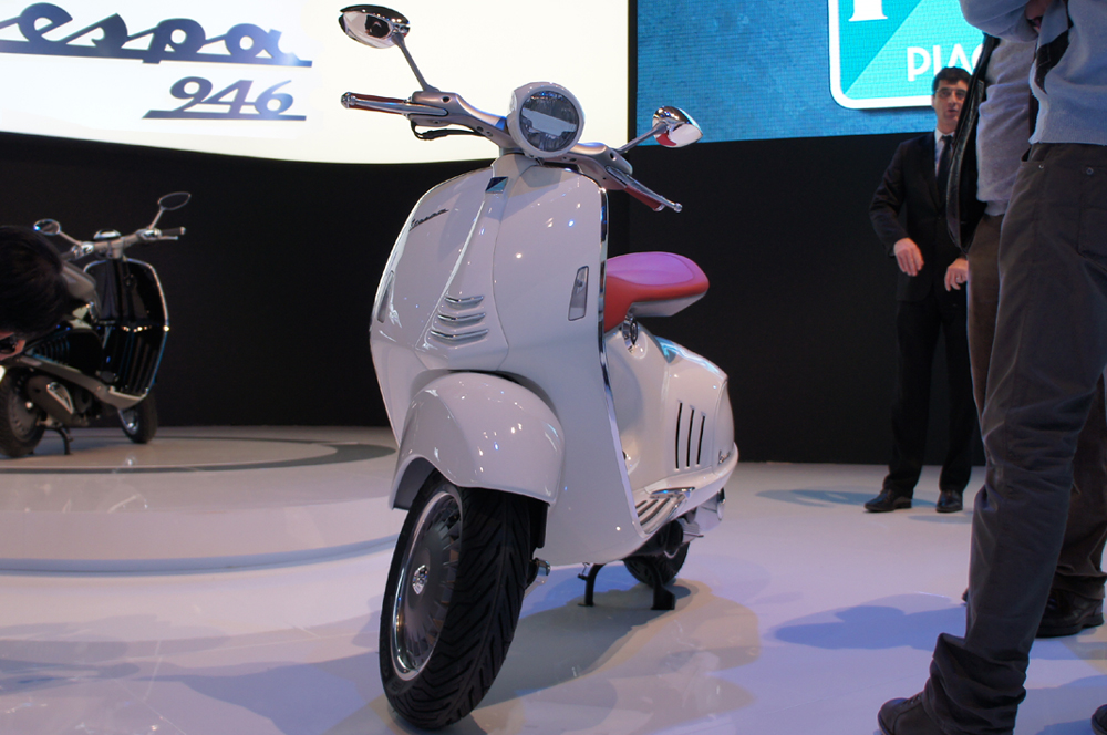 バイク天国☆イタリアの旅 ~Vespa 946~ その3 _d0099181_1422445.jpg