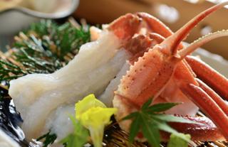 蟹刺し....食べた〜いです!!....でも今日の私は撮るだけ...(笑)_b0194185_23301588.jpg