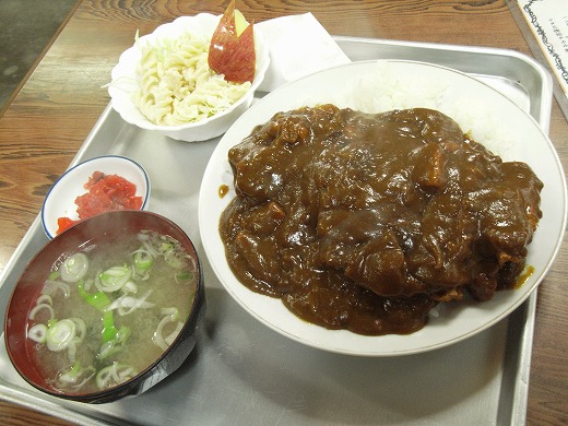 新潟市・「大みや食堂」カツカレー_b0091423_619367.jpg