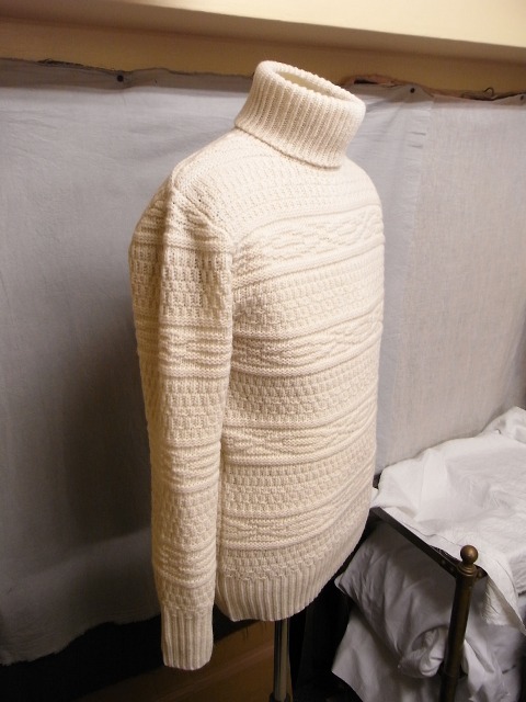 turtleneck sweater_f0049745_19222416.jpg