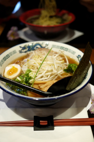 生醤油ラーメン@元町食堂Motomachi Shokudo _d0129786_1517051.jpg