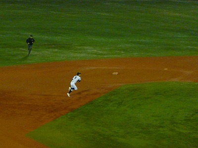 福岡大対亜細亜大　１１月１２日　第４３回明治神宮野球大会_b0166128_2236255.jpg