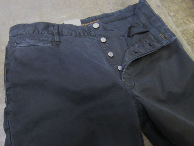 人気です♪♪♪ REGULAR KHAKI ・・・ 大人のBLACK カラー By NUDIE JEANS _d0152280_11464737.jpg