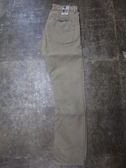人気です♪♪♪ REGULAR KHAKI ・・・ 大人のBLACK カラー By NUDIE JEANS _d0152280_11503046.jpg