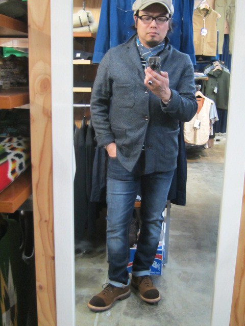 INJECTION (限定) ThinFinn (TWIST Indigo BLACK)・・・ NUDIE JEANS _d0152280_1435378.jpg