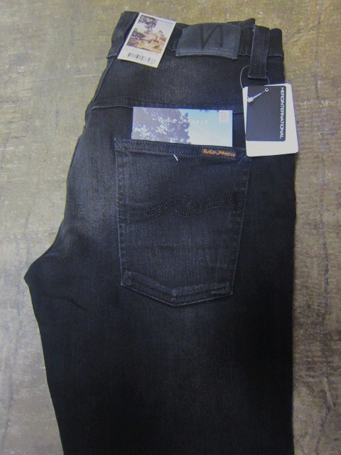INJECTION (限定) ThinFinn (TWIST Indigo BLACK)・・・ NUDIE JEANS _d0152280_2053107.jpg