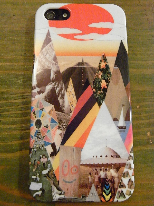 chillmountain　hutte made/ 『Too much mountain』 i-phoneケース_d0166848_1962845.jpg