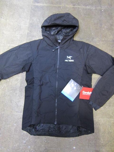 ARK\'TERYX ・・・ ATOM LT HOODY! 待ってた奴の入荷です♪♪♪_d0152280_1320259.jpg