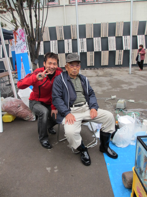 f0214235_2335225.jpg