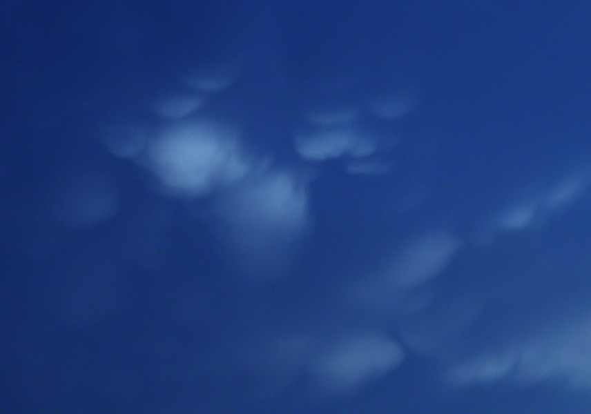 おっぱい雲 幻に魅せられて おっぱい雲 幻に魅せられて