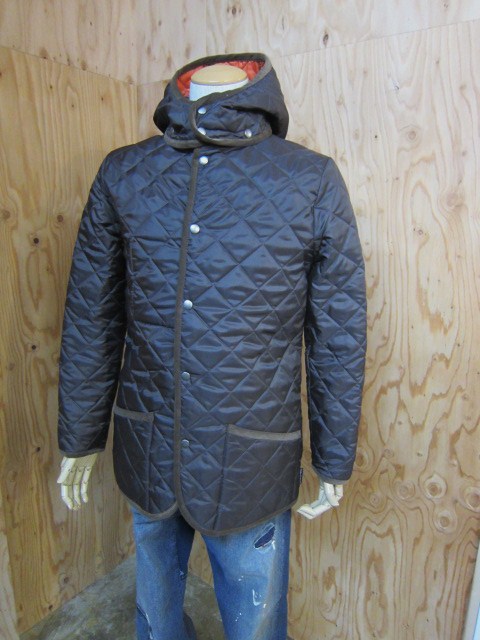 コイツの季節です・・・ Traditional W/W BANGOR QUILITING VEST!★_d0152280_595263.jpg