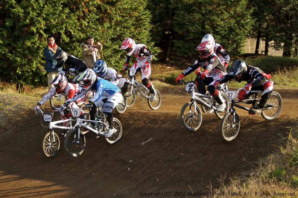 2012JOSF緑山11月定期戦VOL1：BMXエリート決勝　　　動画あり_b0065730_21361919.jpg