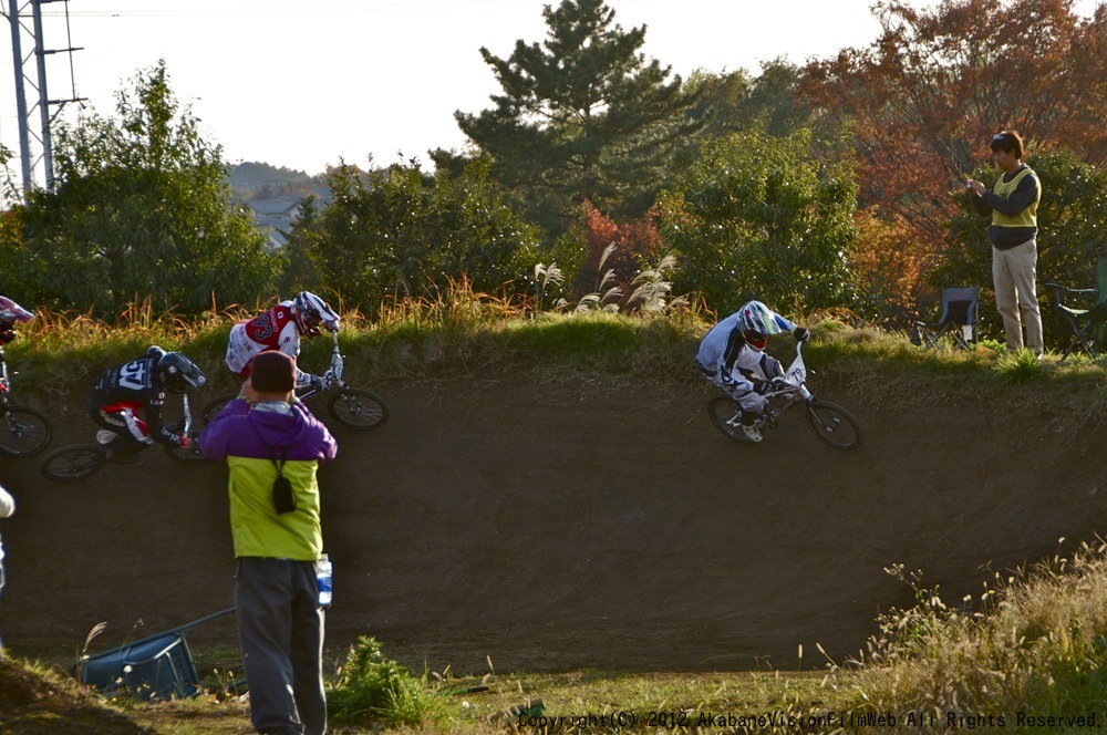 2012JOSF緑山11月定期戦VOL1：BMXエリート決勝　　　動画あり_b0065730_2140238.jpg