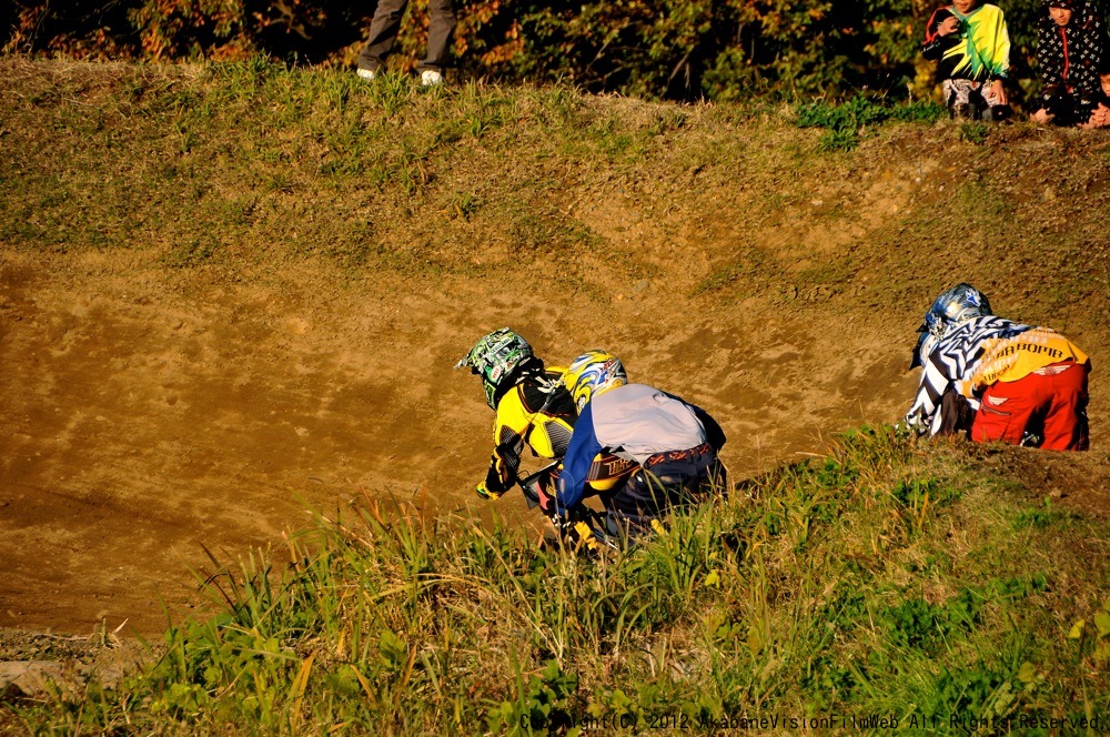 2012JOSF緑山11月定期戦VOL2：BMXエキスパート決勝_b0065730_2357864.jpg