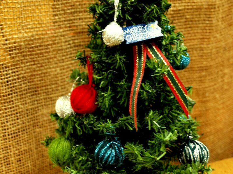 ☆ニットボールのミニクリスマスツリー☆_c0092953_15271321.jpg