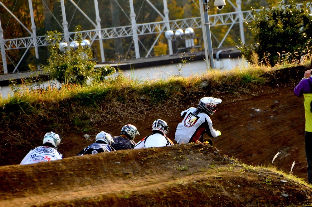 2012JOSF緑山11月定期戦VOL5：BMX３０オーバー決勝　動画あり_b0065730_1848441.jpg