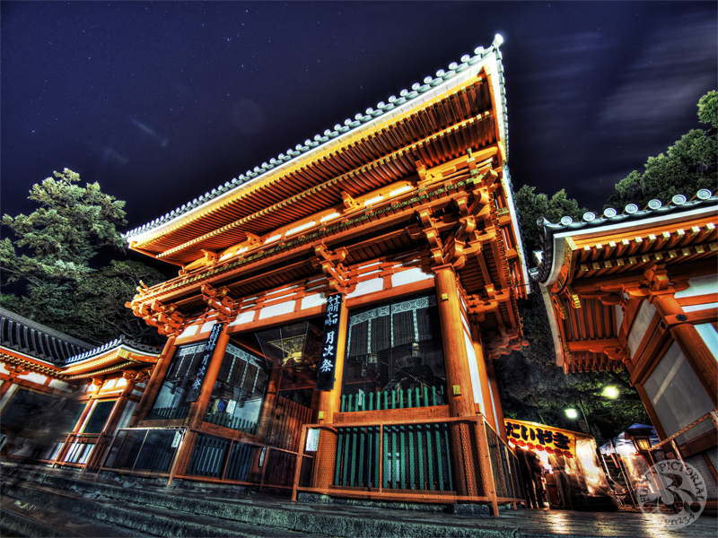 八坂神社　西楼門_b0135347_2319240.jpg