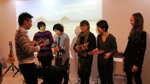 ウクレレ♪♪♪_e0158970_23592912.jpg