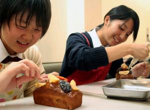 あの伝説がスイーツに_a0255513_16365612.jpg